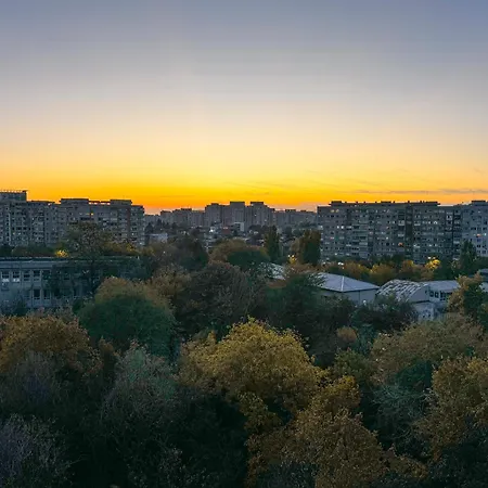 Sunset Rooftop Apartment Near Baba Novac Bucarest Esterno foto